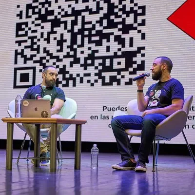Mati y Santi en charla ENS 2025